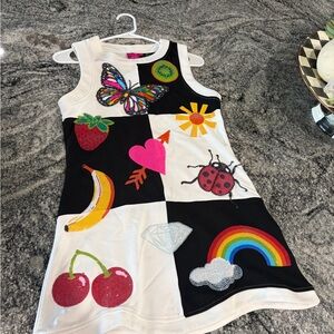 QUEEN OF SPARKLES Black and White Colorblock Graphic Dress